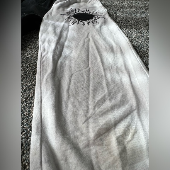 Half & Half Sun and Moon joggers - Picture 5 of 6